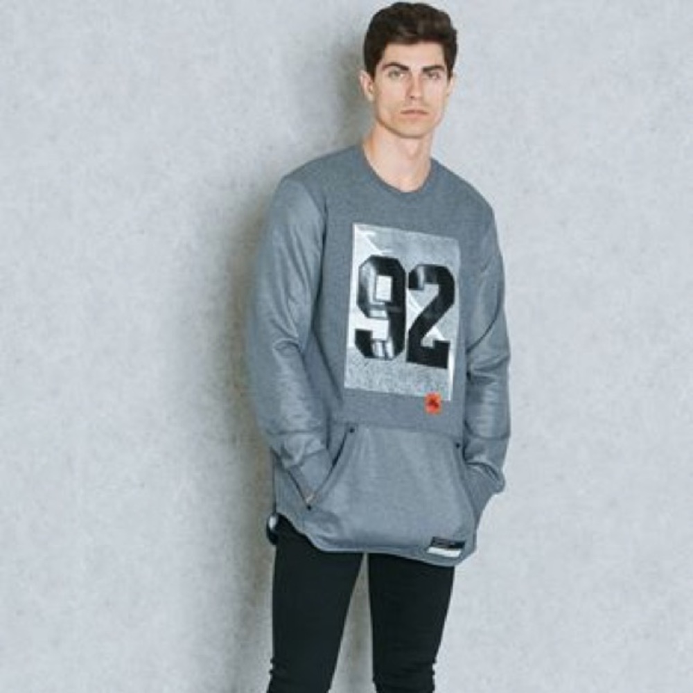 Nike air pivot long sleeve zip shirt size Small